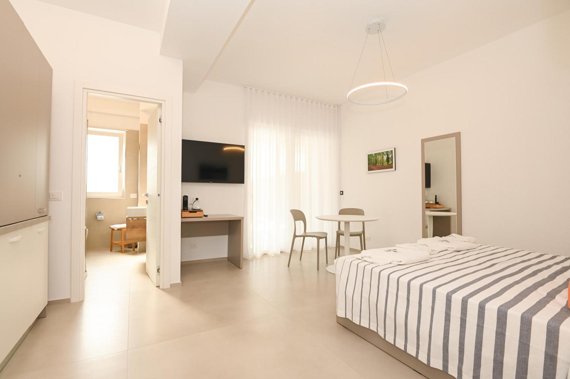 Agora Vieste Rooms & Apartments Eksteriør billede