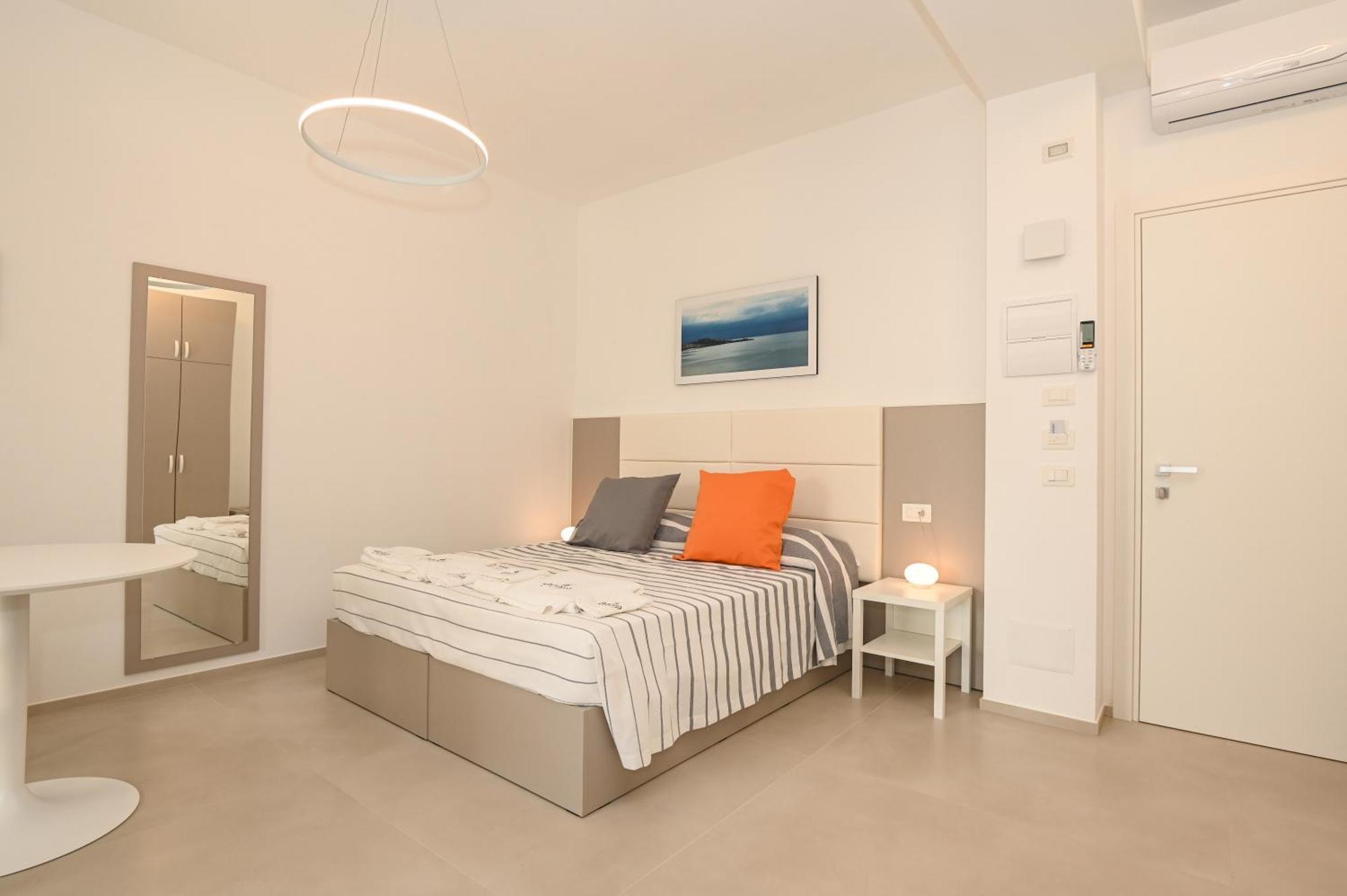 Agora Vieste Rooms & Apartments Eksteriør billede